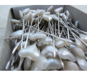 Stecknadeln Herzen Weiß